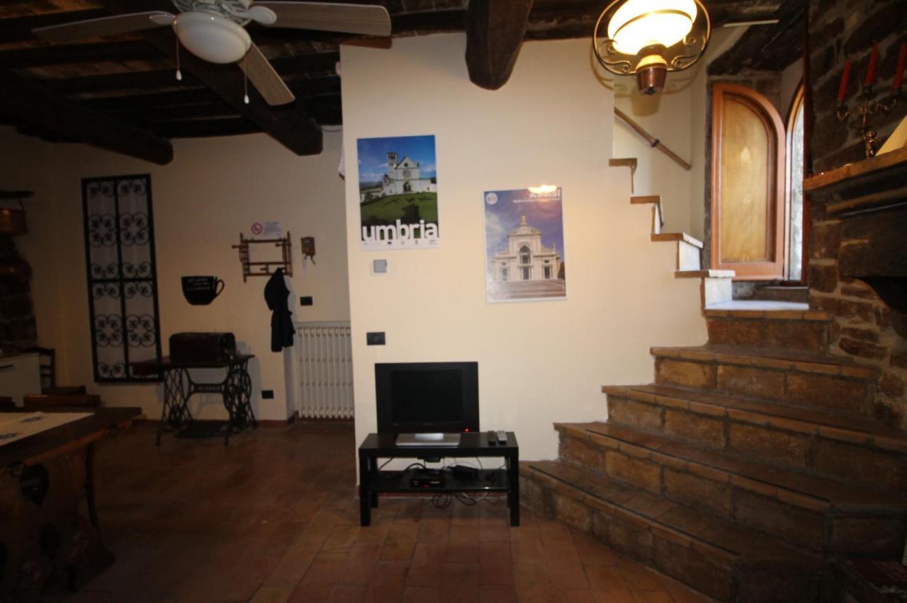 Nonna Flo Apartment อัสซิซี ภายนอก รูปภาพ