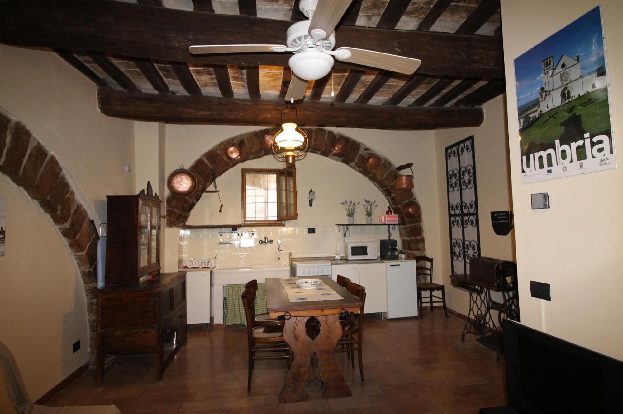 Nonna Flo Apartment อัสซิซี ภายนอก รูปภาพ